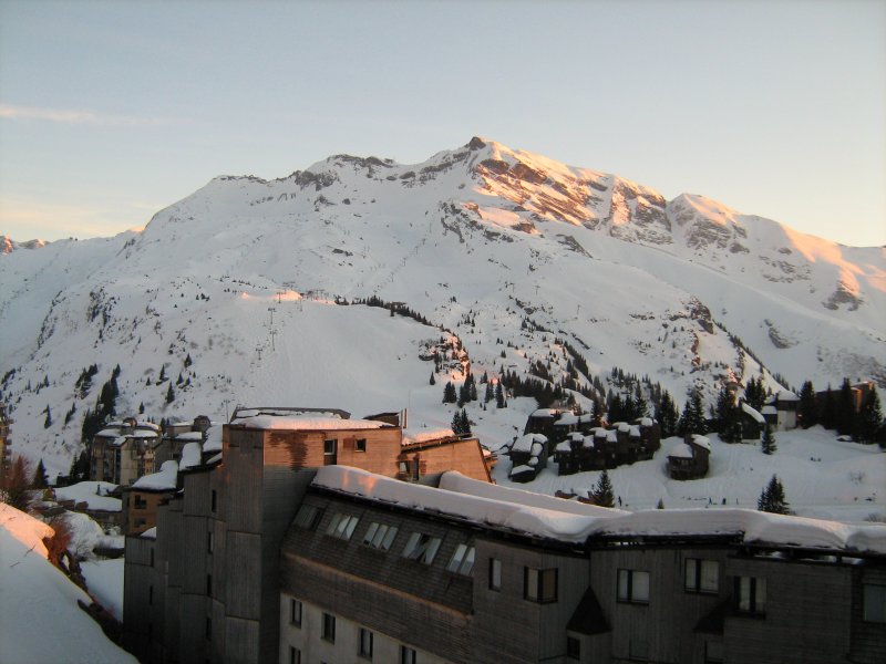 Sunset over Avoriaz' peaks