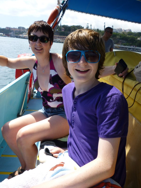 Ryan and Mandy on glass bottomed boat