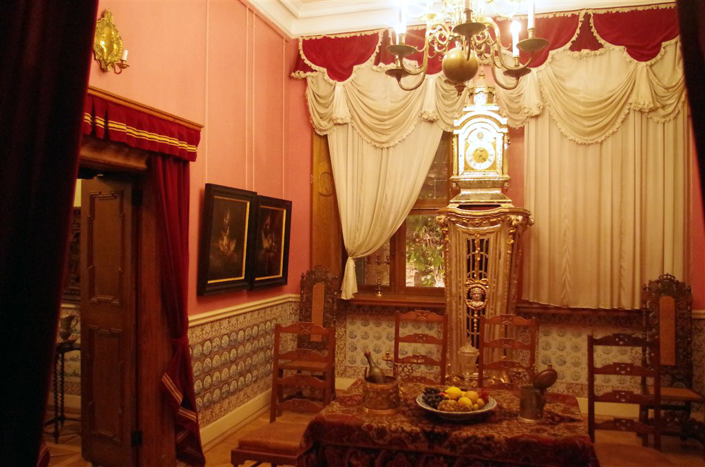 Peter I's living room