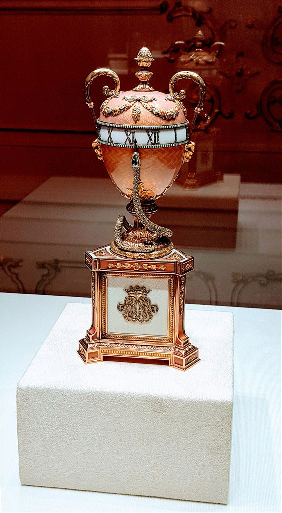 egg clock with snake